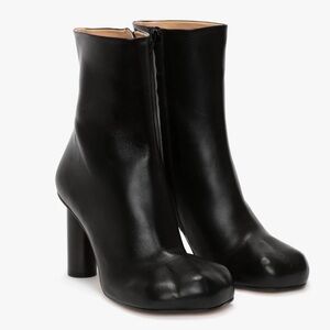 JW Anderson Paw Ankle Boots - Black